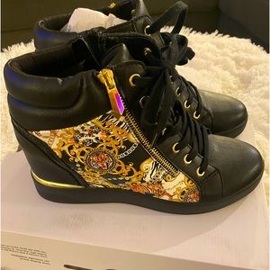 Aldo wedged sneakers black and gold size 10